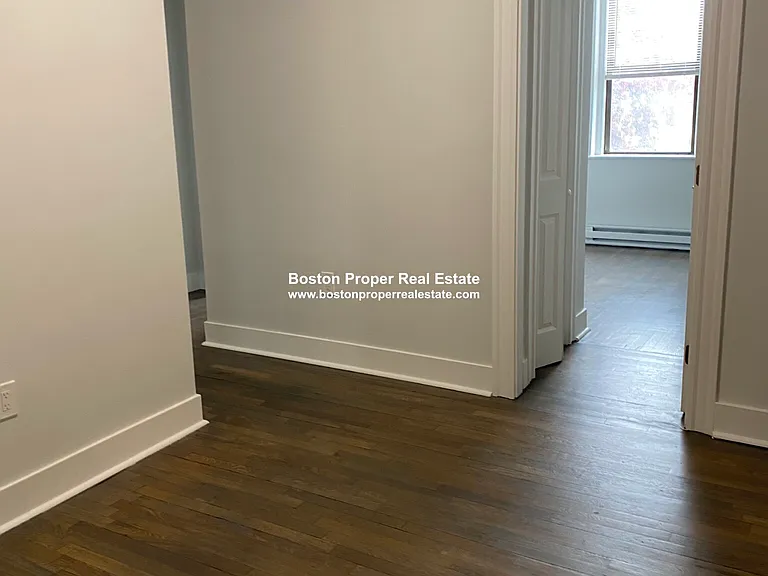 81 Park Dr #1 — Photo 2