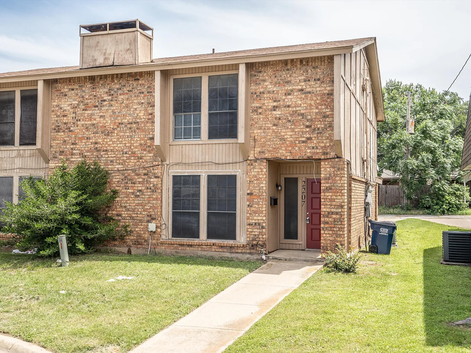 3 bed, 2.5 bath, 1530 sqft, $1,850 — Photo 4