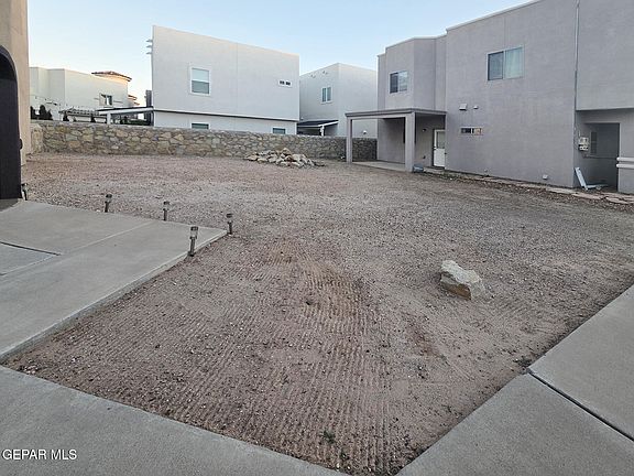 4th image of 12235 Gaudi Way