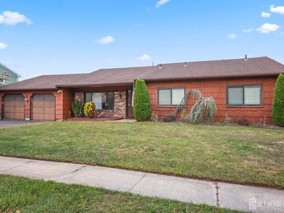 1 S Rhoda St, Monroe Township, NJ, 08831