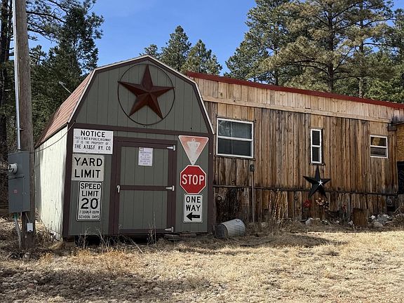3rd image of 1025 State Highway 94