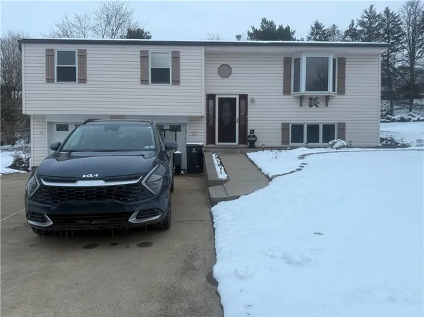 517 Chaparral Dr, Cranberry Township, PA 16066