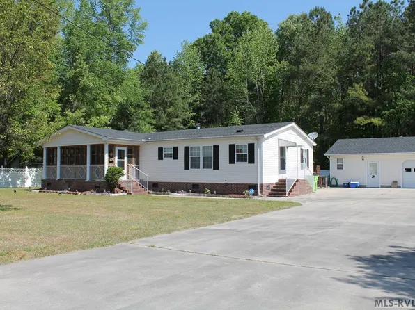 811 1st St E, Ahoskie, NC 27910