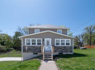 1648 27th Ave, Moline, IL 61265