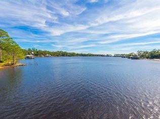 9051 Tuscaloosa Dr, Perdido Beach, AL 36530