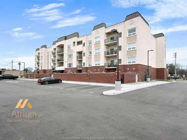 7887 Edgar St #303, Windsor, ON N8S 4S6