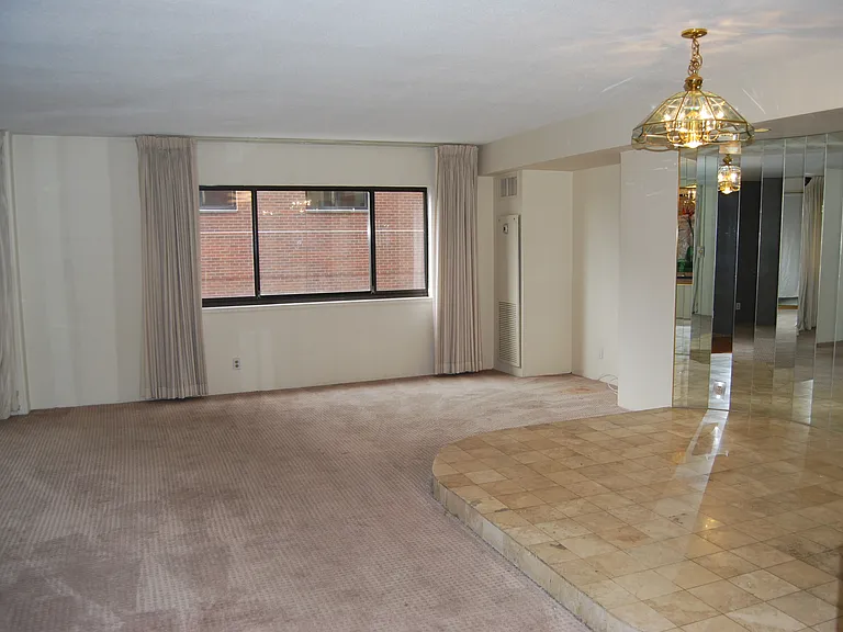 1551 Larimer St #402 — Photo 4