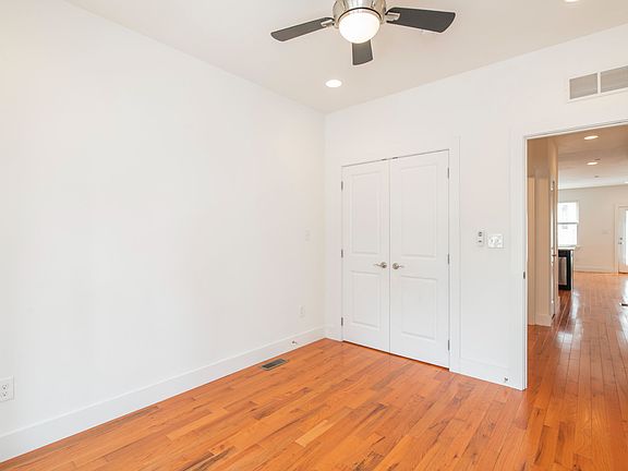 4th image of 1612 Ogden St #A