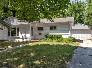 434 Harrison AVENUE, Waukesha, WI 53186