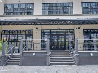 1400 NW Irving St APT 105, Portland, OR 97209