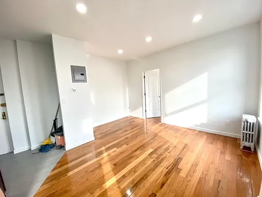 Rented by Oxford Property Group | media 15