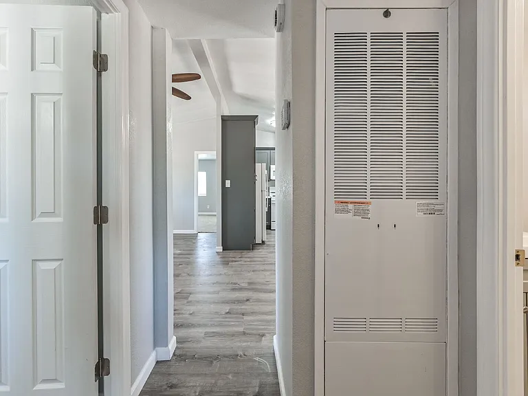 4453 Maia Way — Photo 36