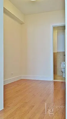 Rented by Hecht Group | media 18