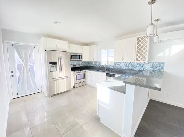 1209 S Sycamore Ave, Los Angeles, CA 90019