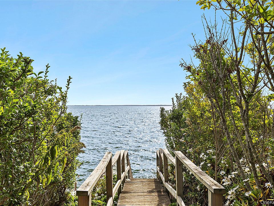 1st image of 5875 Peconic Bay Boulevard