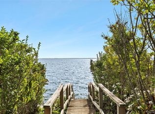 5875 Peconic Bay Blvd, Laurel, NY 11948