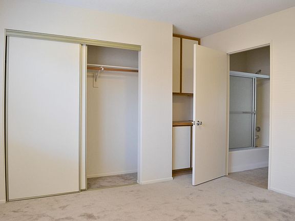 3rd image of 15434 Sequoia St APT 16