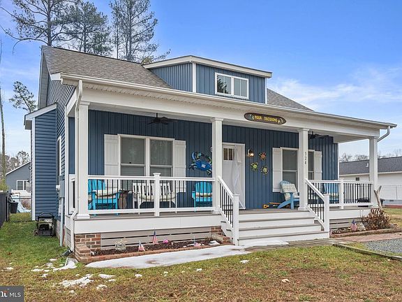 3rd image of 324 3rd St