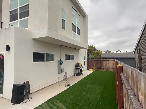 5077 La Dorna St, San Diego, CA 92115