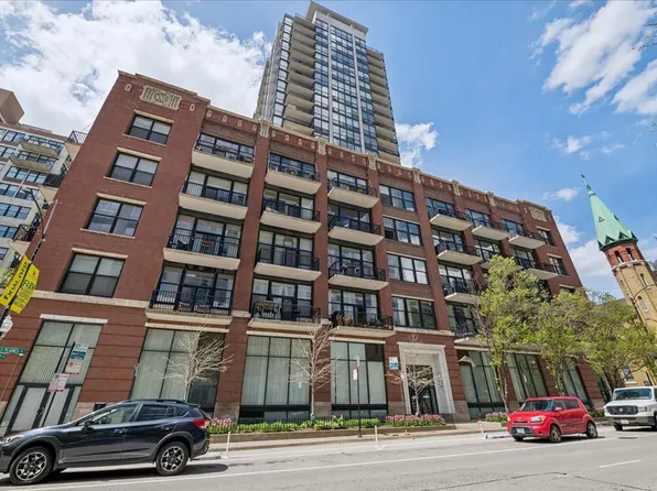210 S Desplaines St APT 507, Chicago, IL 60661