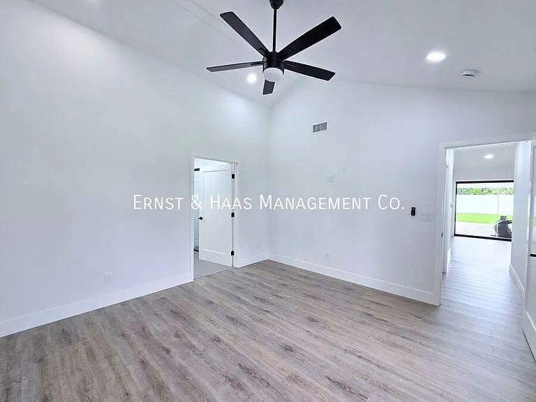 3041 Yellowtail Dr — Photo 11