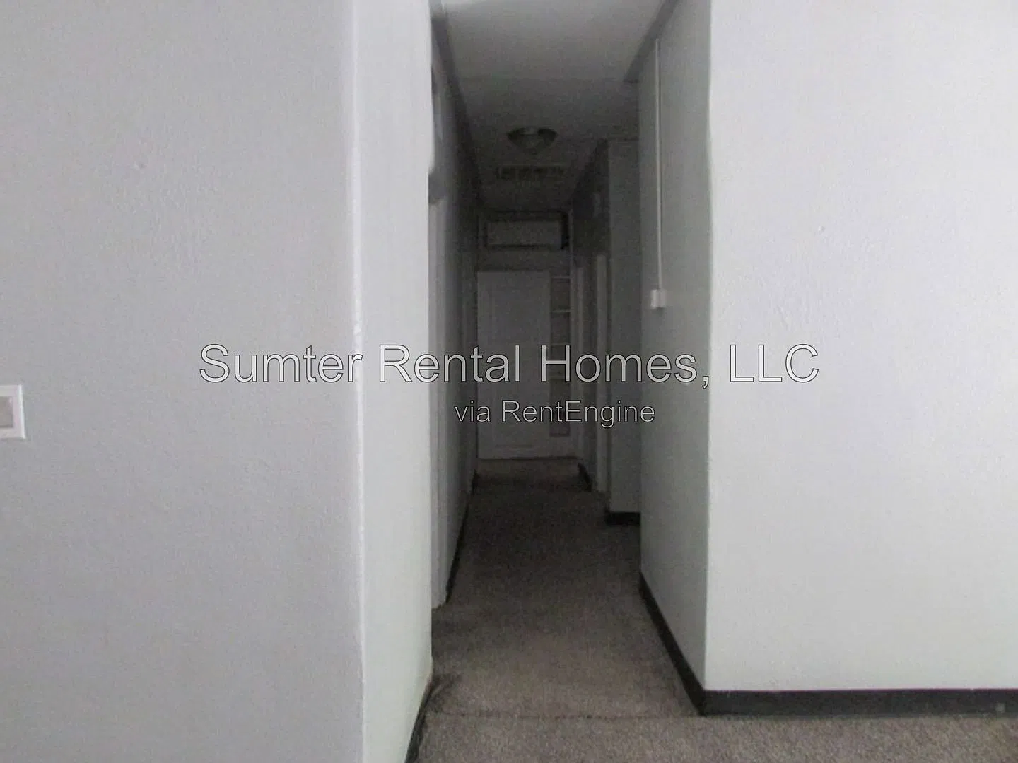 3 bed, 1.0 bath, 990 sqft, $1,100 — Photo 3