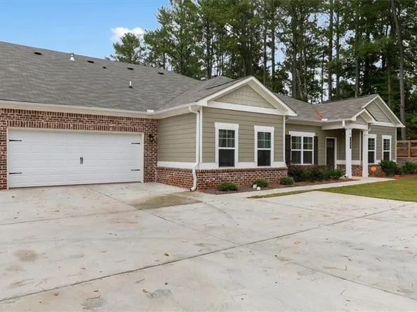 3903 Shelleydale Dr, Powder Springs, GA 30127