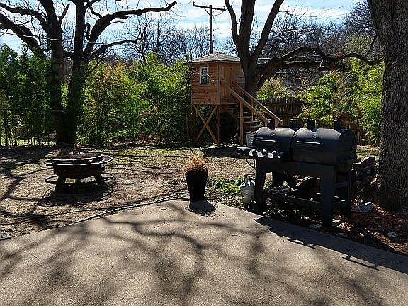5th image of 5145 Jennings Dr