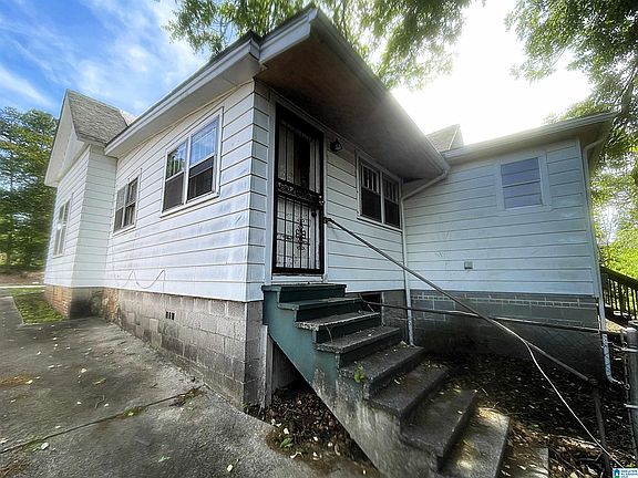 3rd image of 4624 Court R
