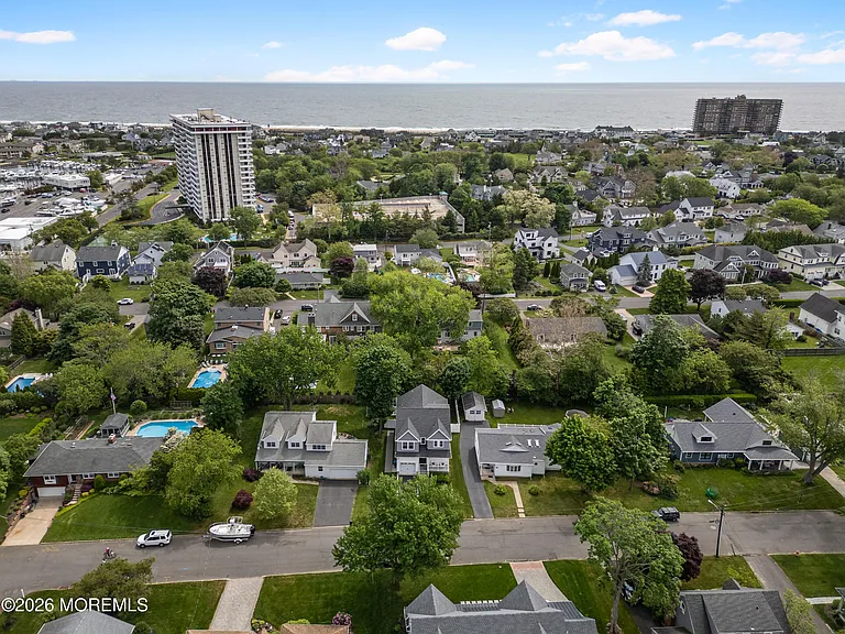 15 Shrewsbury Dr — Photo 24