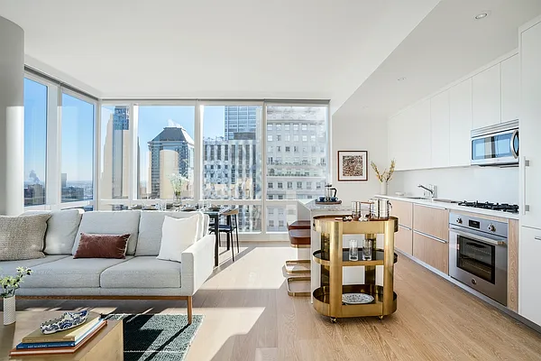 Rented by Greystar | media 4