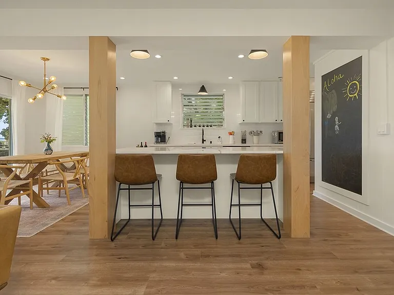 230 Paiko Dr — Photo 10