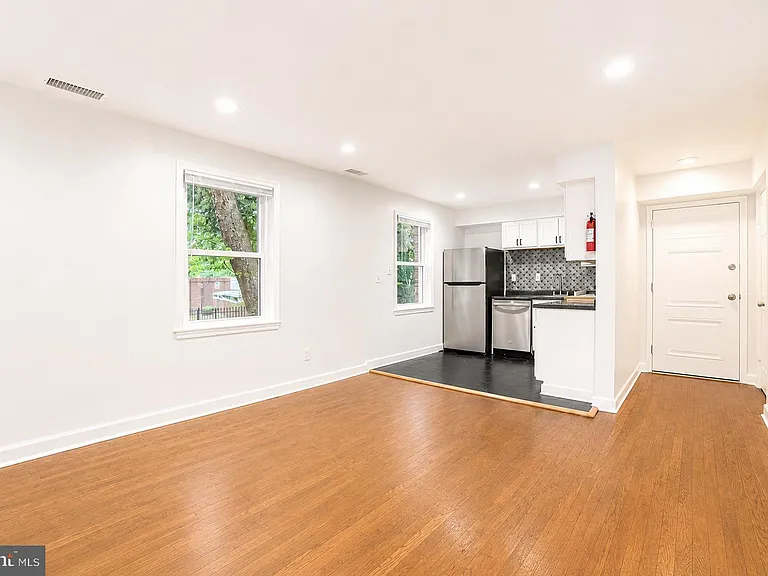 3927 Pennsylvania Ave SE #101 — Photo 8