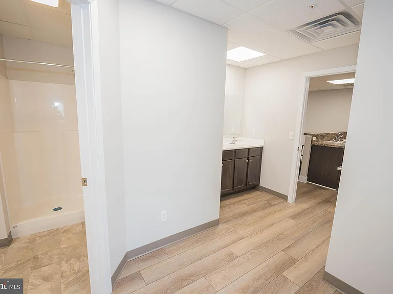 123 Bateman St #3-C — Photo 38