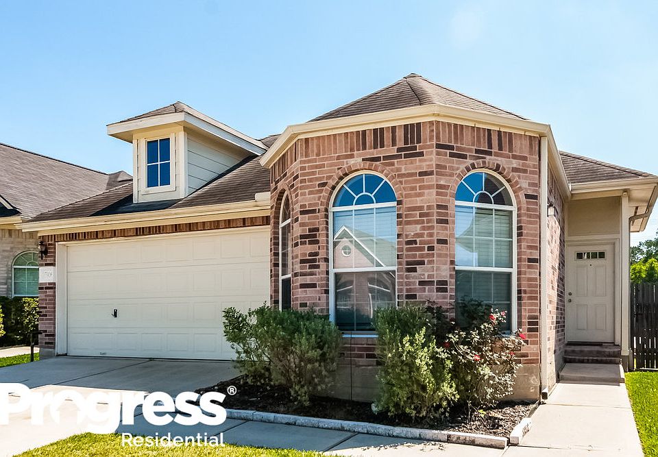 1st image of 15906 Cottage Ivy Cir