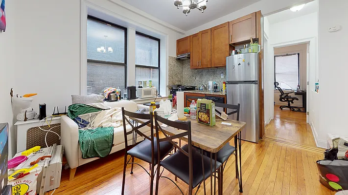 Rented by Bond New York | media 2