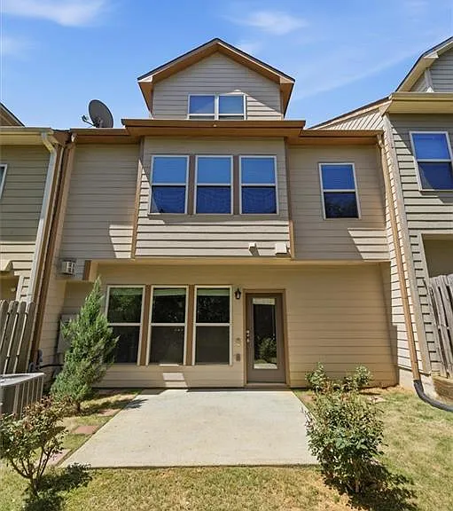 13459 Gardiner Ln — Photo 48