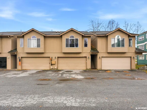 1020 Lakewood Ct #11, Anchorage, AK 99519
