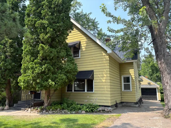 112 4th St NE, Aitkin, MN 56431
