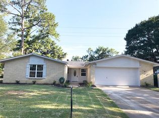 1800 Tulip Dr, Arlington, TX 76013