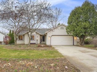 2906 Tucson Trail, Madison, WI 53719