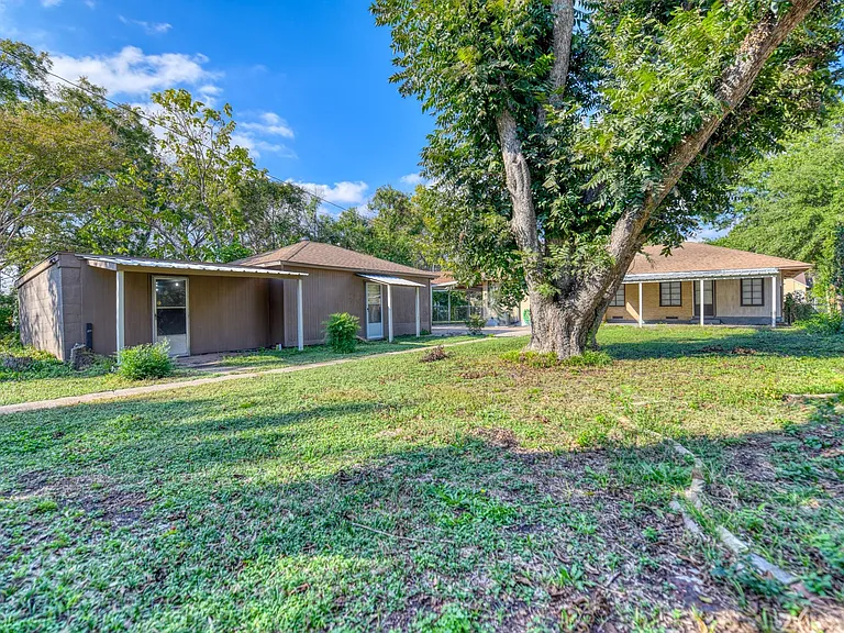 6028 Fairway Ave — Photo 18