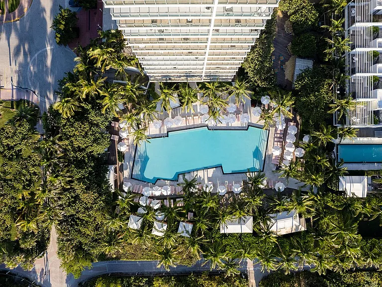 2201 Collins Ave #1010 — Photo 26