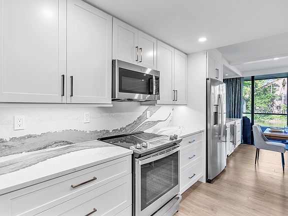 3rd image of 4900 Ocean Blvd APT 102