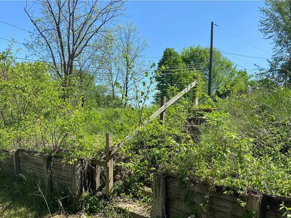 306 Whitlock Ave, Crawfordsville, IN 47933