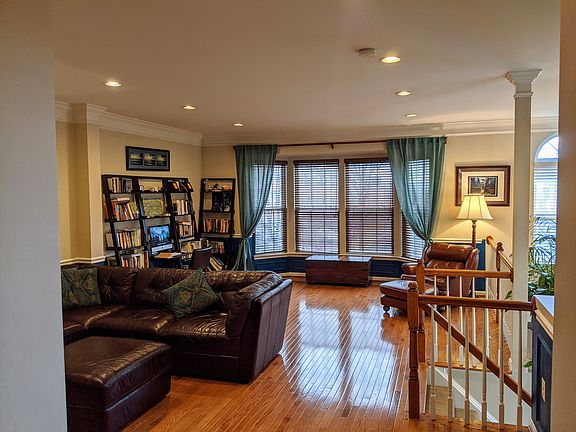 Airy, open concept space