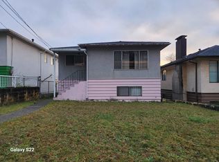 3228 Vanness Ave, Vancouver, BC V5R 5A5