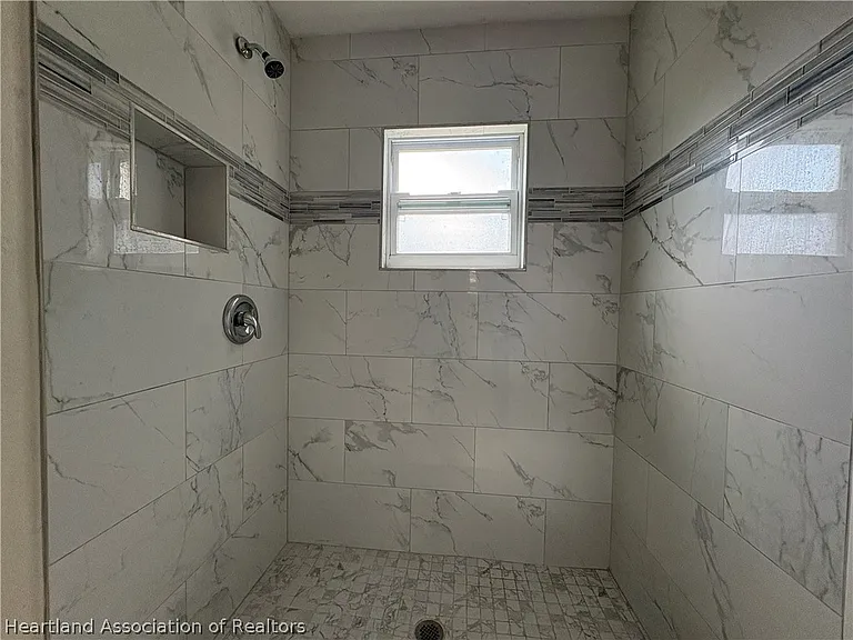 1403 Bassage Rd — Photo 18
