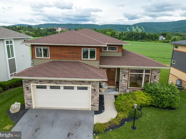 186 Derek Dr, Boalsburg, PA 16827
