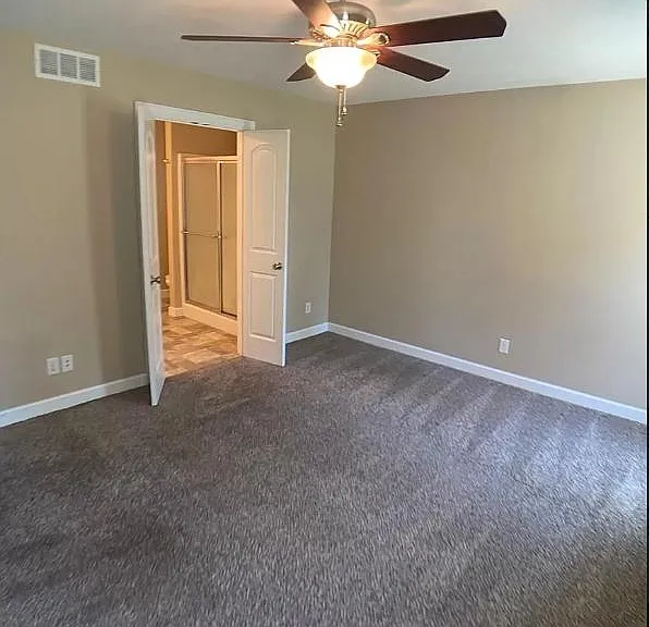 4544 Thompson Rd — Photo 16